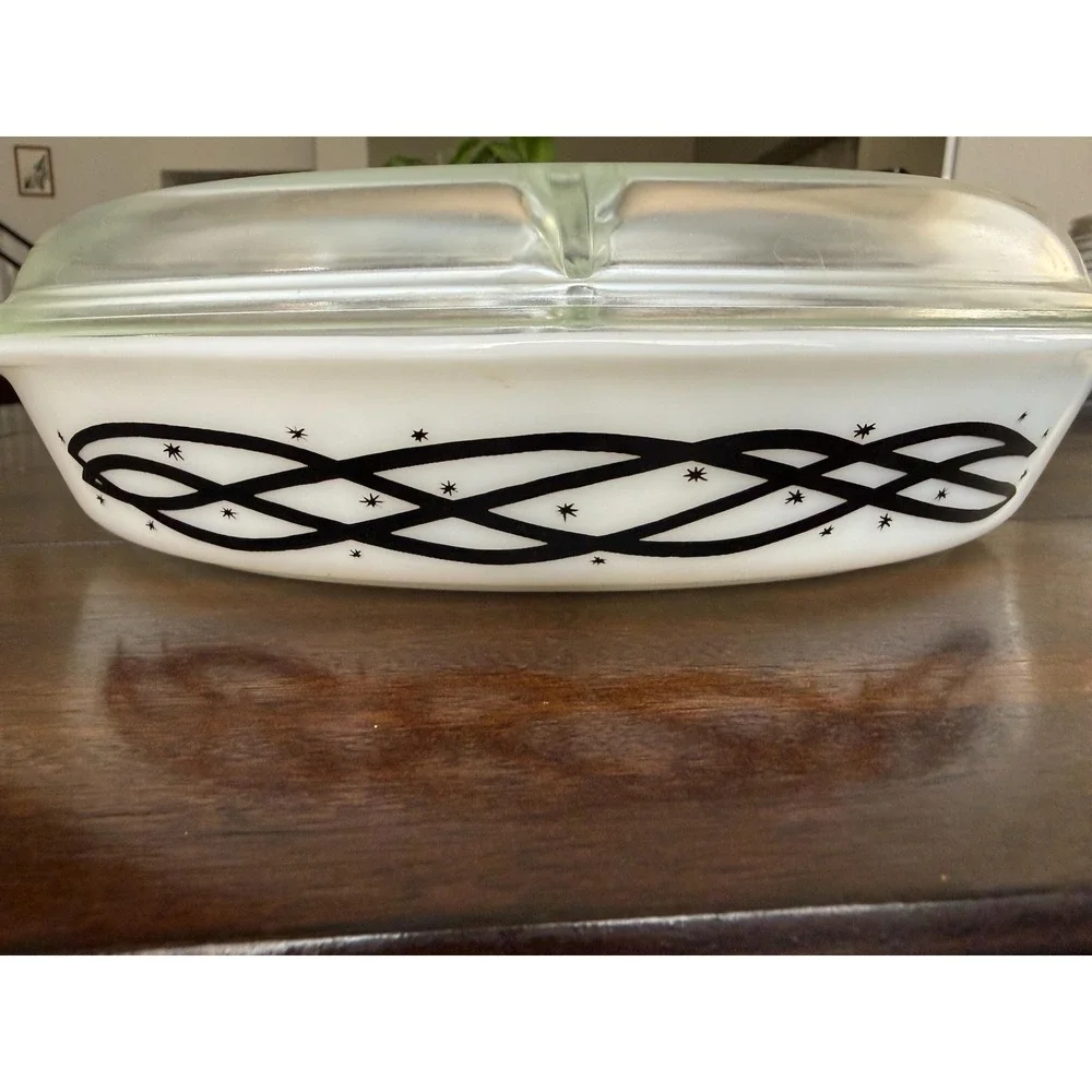 VTG MCM Rare Pyrex Stars & Barbed Wire Divided Oval Casserole Dish & Lid